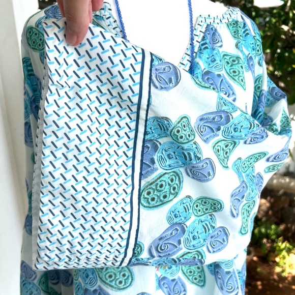 Egyptian Scarab Print Tunic - Picture 6 of 12